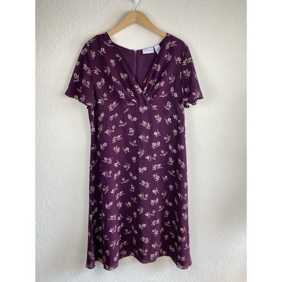 Jaclyn Smith Dresses & Skirts - Jaclyn Smith 18 Dress Purple Floral Babydoll Short Sleeve Whimsigoth Y2k 90s